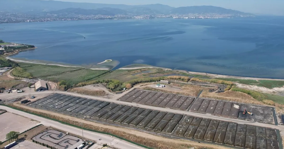 Kocaeli’nde körfez çamuru temizliği BM’nin gündeminde